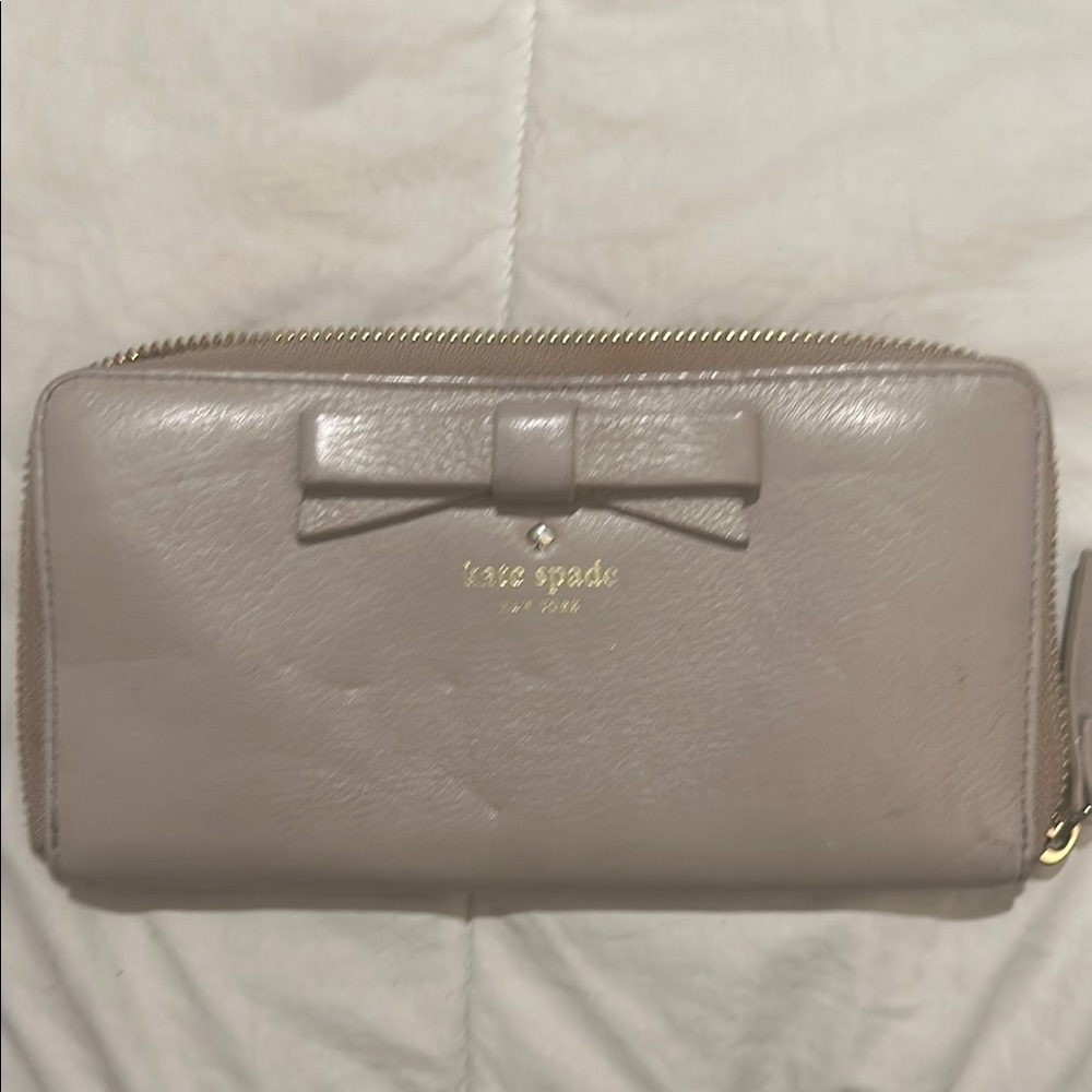 Kate Spade Cream Wallet with Bow Detail